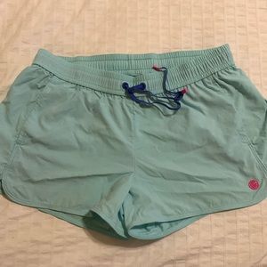 Lilly Pulitzer Run Around shorts (3 inch) size small